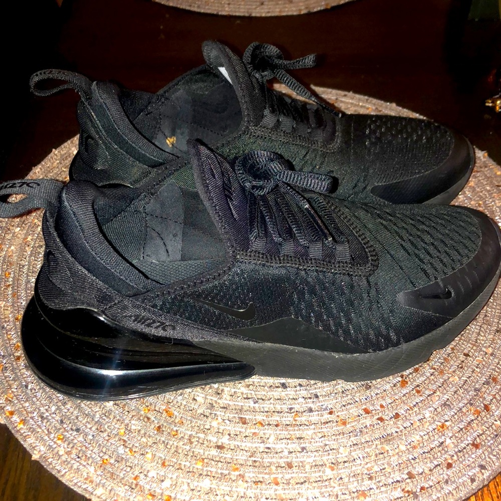 Nike Air Max 270